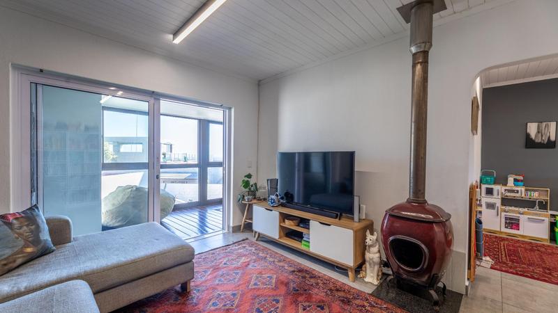 3 Bedroom Property for Sale in Bloubergrant Western Cape